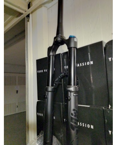 FORCELLA NUOVA MTB MOD. 2023 FOX PERFORMANCE 36 FLOAT 29 150