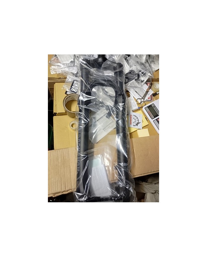 Forcella nuova per MTB e-bike rockshox steli da 35 escurs 130mm per ruota 29...