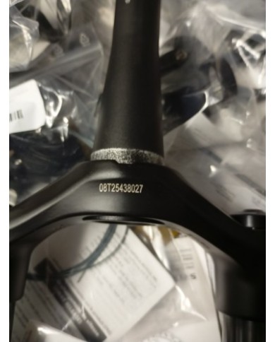 Forcella nuova per MTB e-bike rockshox steli da 35 escurs 130mm per ruota 29...