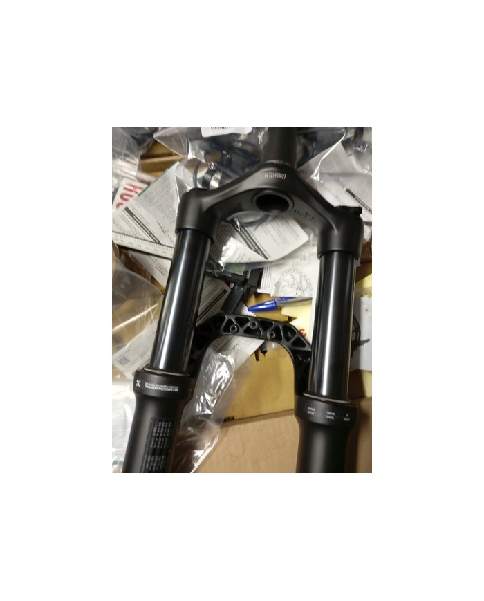 Forcella nuova per MTB e-bike rockshox steli da 35 escurs 130mm per ruota 29...