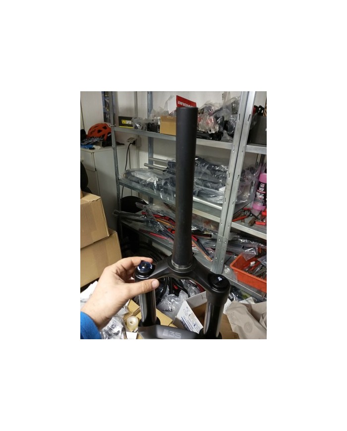 Forcella nuova per MTB e-bike rockshox steli da 35 escurs 130mm per ruota 29...