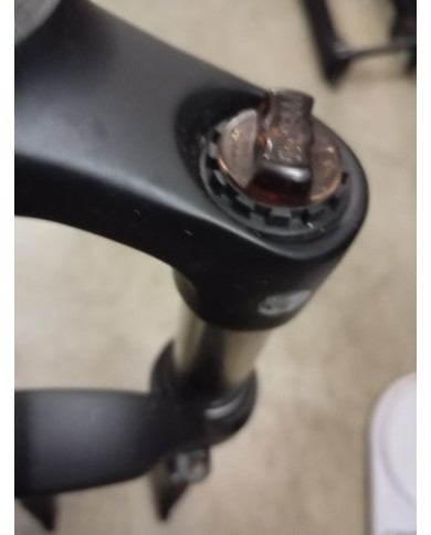 Forcella MTB 29 Per ruota A Sgancio Rapido 9x100mm Canotto Conico Suntour Escurs