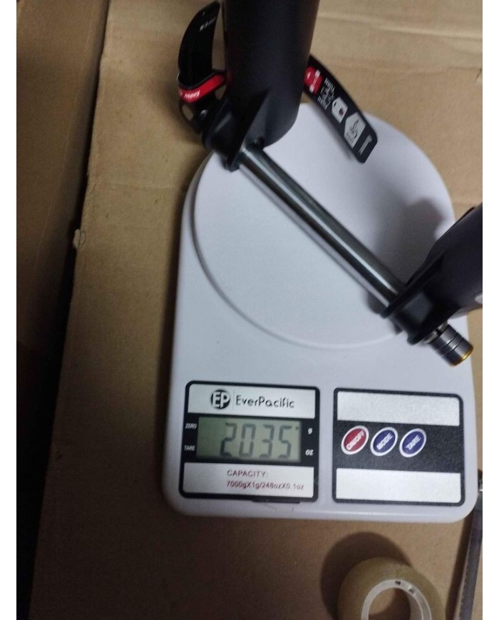 OFFERTA FORCELLA MTB 27,5 BOOST 15X110 ESCURS 120mm SUNTOUR RAIDON AD ARIA NUOVA