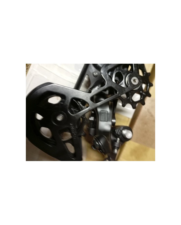 Deragliatore Posteriore MTB 10 Vel Gabbia Media Shimano Deore Rd-m5130