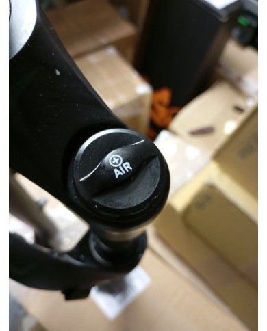 Forcella nuova MTB 27,5 boost 15x110 escurs 100mm rockshox Judy silver tk offset