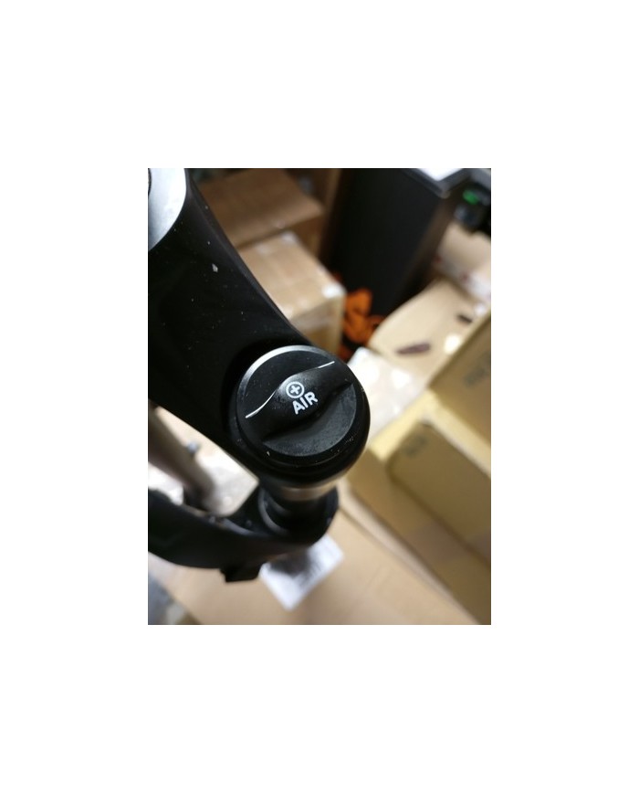 Forcella nuova MTB 27,5 boost 15x110 escurs 100mm rockshox Judy silver tk offset