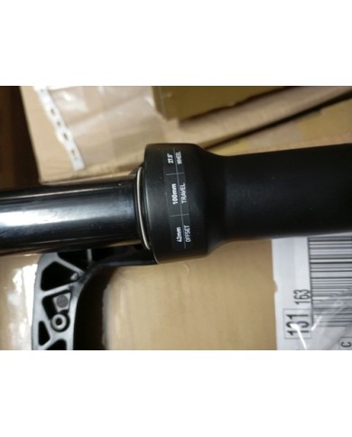 Forcella nuova MTB 27,5 boost 15x110 escurs 100mm rockshox Judy silver tk offset