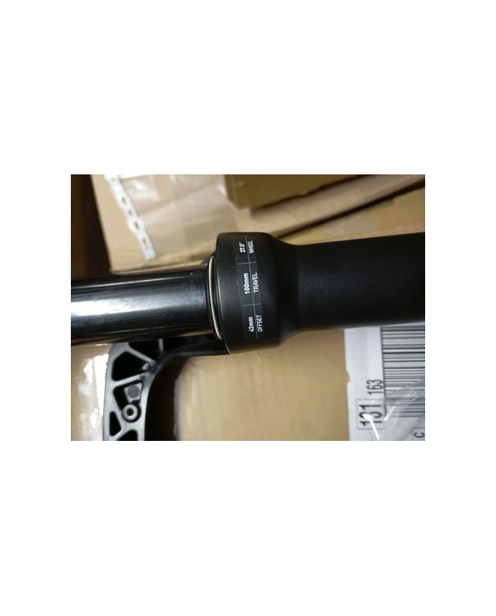 Forcella nuova MTB 27,5 boost 15x110 escurs 100mm rockshox Judy silver tk offset