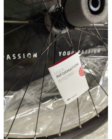 ruota posteriore mtb e-bike 27,5 boost 12x148mm dt swiss H1900 hybrid microsplin