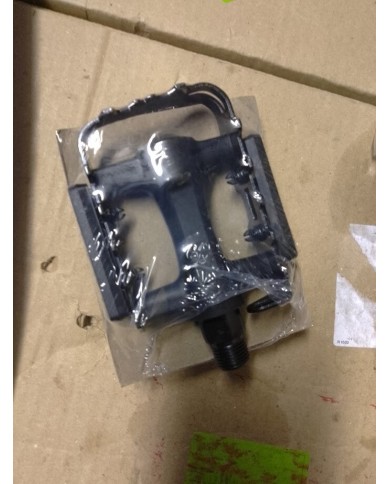 PEDALI PER BICICLETTA BUONA QUQLITà IN METALLO CUSCINETTI SIGILLATI NO CHINA