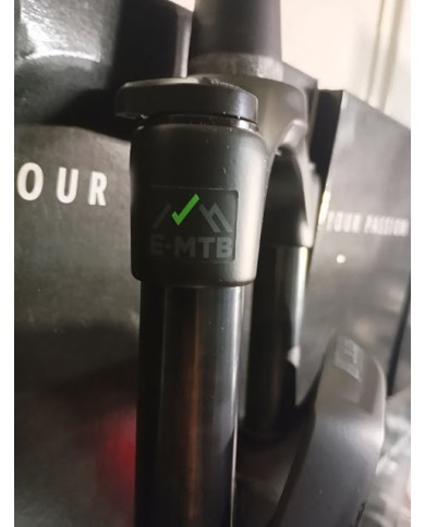 Forcella RockShox Judy Silver TK - 27,5" Boost - Escursione 100mm - Offset 42mm