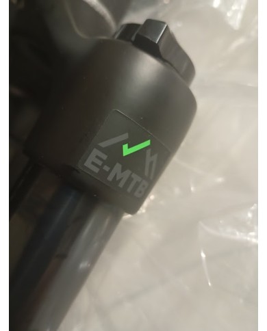 Forcella RockShox - 29" Boost - Escursione 130mm - Offset 44mm - Steli 35mm