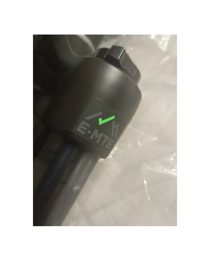 Forcella RockShox - 29" Boost - Escursione 130mm - Offset 44mm - Steli 35mm