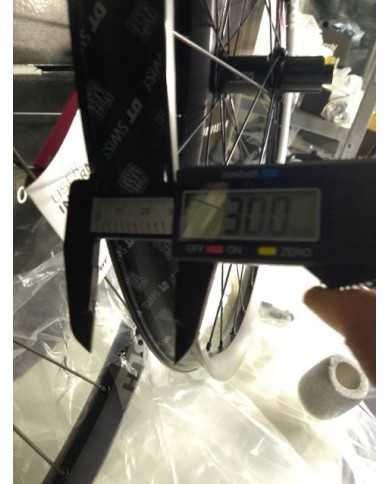 Coppia ruota mtb e-bike DT Swiss H 1900 Spline® 27,5" 30mm CL Boost Shimano