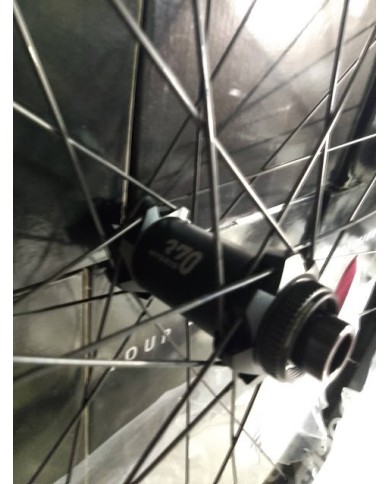 Coppia ruota mtb e-bike DT Swiss H 1900 Spline® 27,5" 30mm CL Boost Shimano