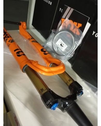 Forcella Fox 32 Factory - 29" Boost - Escursione 100mm - Blocco 3 posizioni