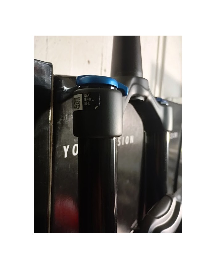 Forcella Fox 34 - 27,5" Boost - Escursione 140mm - Finitura opaca - Senza adesivi