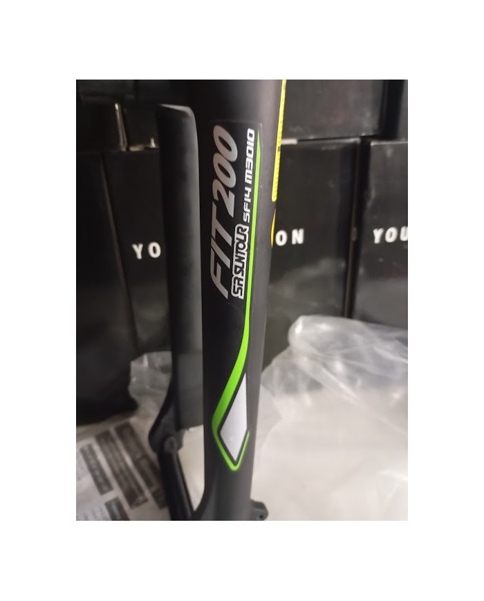 Forcella Trekking Bike - Ruota 28" / 700c - V-Brake - Canotto Filettato 16cm