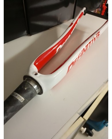 Forcella Definitive Carbon - Corsa Rim Brake - No Disc - Conica 1,5" - Bianco/Rosso