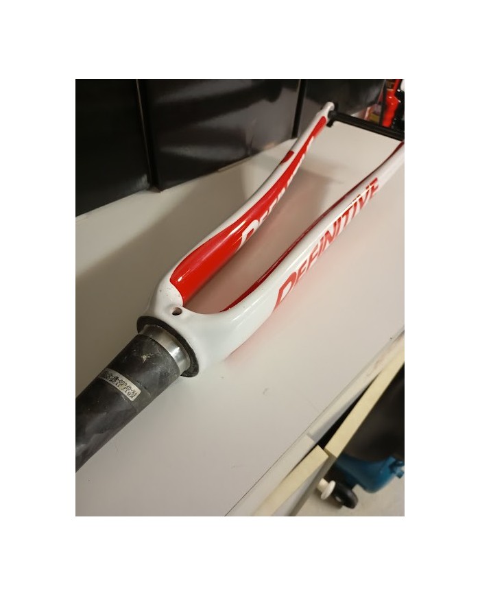 Forcella Definitive Carbon - Corsa Rim Brake - No Disc - Conica 1,5" - Bianco/Rosso