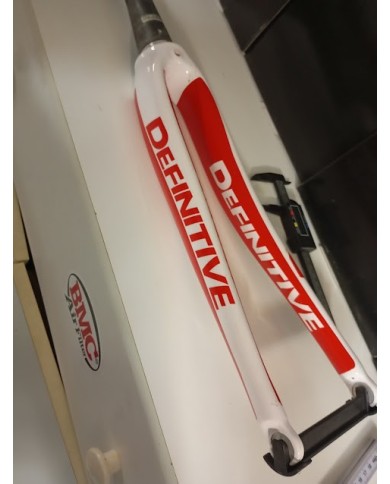 Forcella Definitive Carbon - Corsa Rim Brake - No Disc - Conica 1,5" - Bianco/Rosso