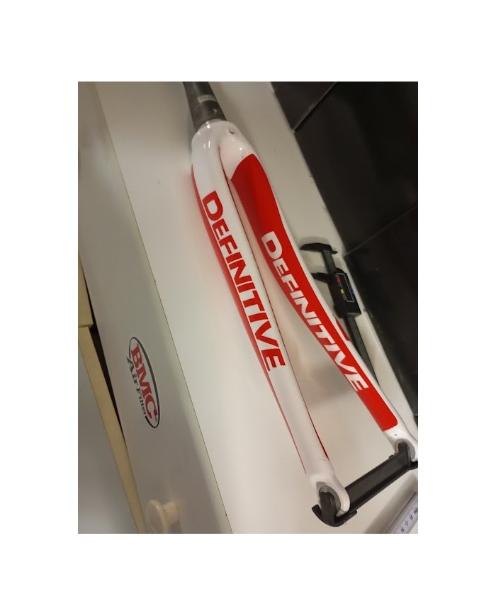 Forcella Definitive Carbon - Corsa Rim Brake - No Disc - Conica 1,5" - Bianco/Rosso