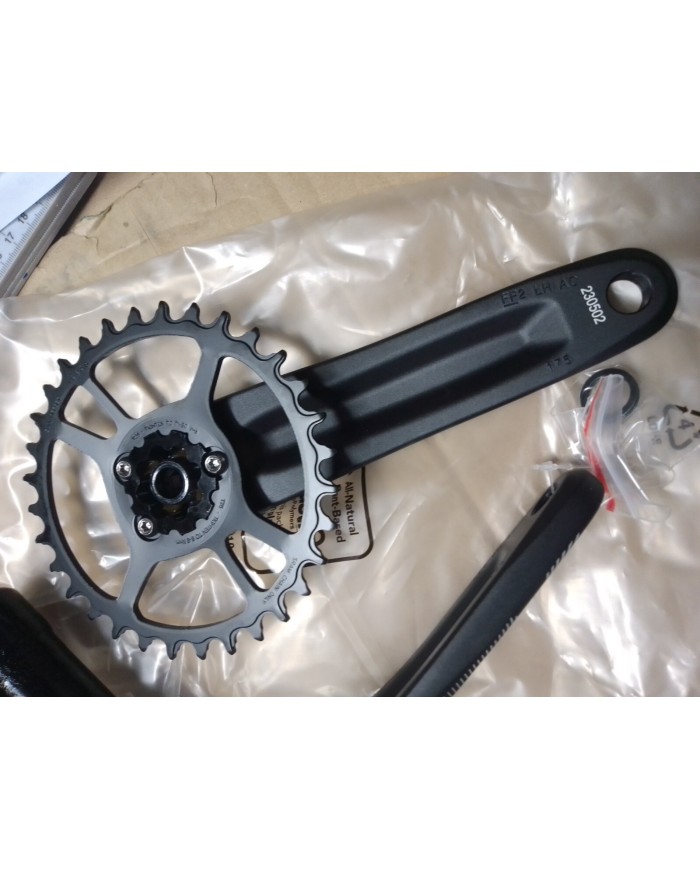 Guarnitura SRAM nuova perno DUB sx pediv 175 32t boost offset 3mm