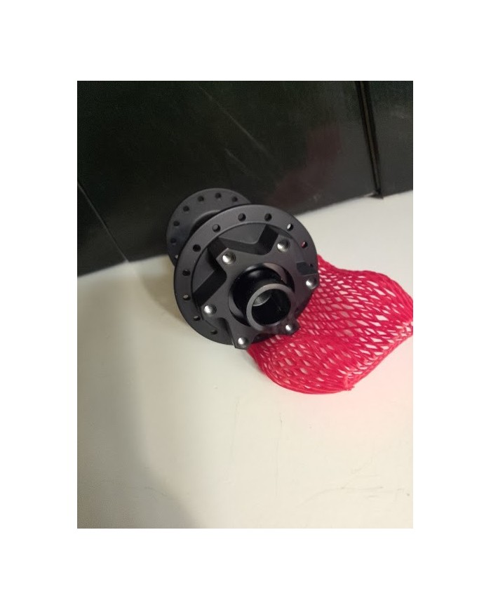 mozzo anteriore mtb 15x110 dt swiss 370 32h new