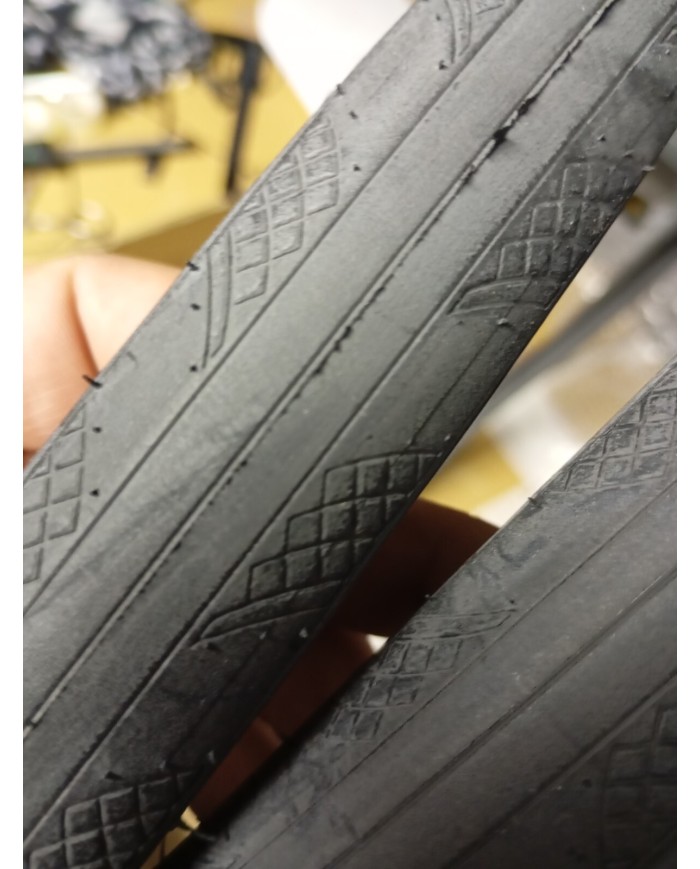 coppia di copertoncini corsa 700x30 vittoria zaffiro per camera d aria non tubel