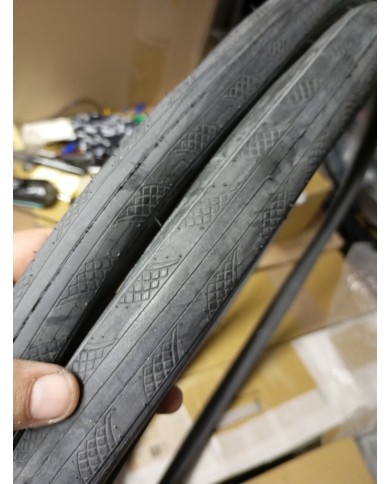 coppia di copertoncini corsa 700x30 vittoria zaffiro per camera d aria non tubel