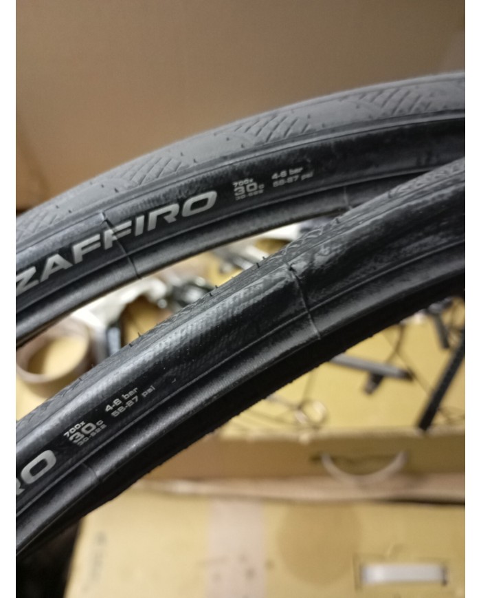 coppia di copertoncini corsa 700x30 vittoria zaffiro per camera d aria non tubel