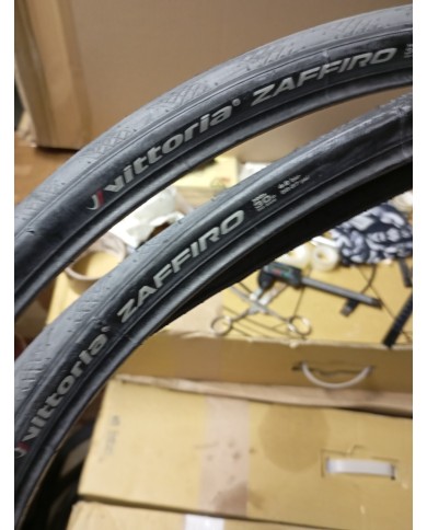 coppia di copertoncini corsa 700x30 vittoria zaffiro per camera d aria non tubel