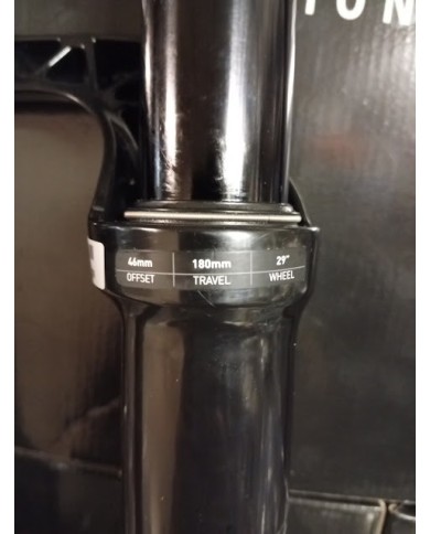 Forcella downhill mtb 29 20x110 nuova rockshox boxxer select 180mm offset 46mm