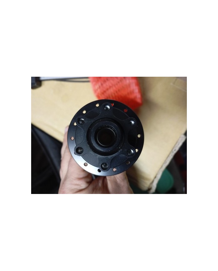 Mozzo Anteriore MTB Boost 15x110 A 28 Fori Dt Swiss 370