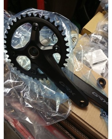 Guarnitura Gravel Shimano Grx Fc-rx600-11 Vel Corna Da 40t Pedivelle 175mm