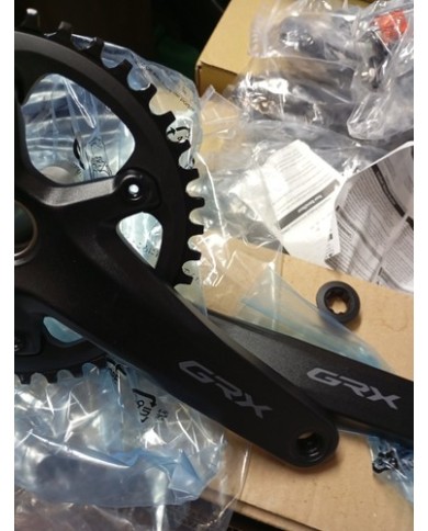 Guarnitura Gravel Shimano Grx Fc-rx600-11 Vel Corna Da 40t Pedivelle 175mm