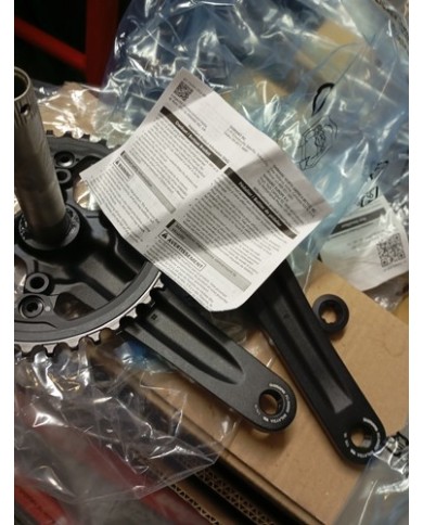 Guarnitura Gravel Shimano Grx Fc-rx600-11 Vel Corna Da 40t Pedivelle 175mm