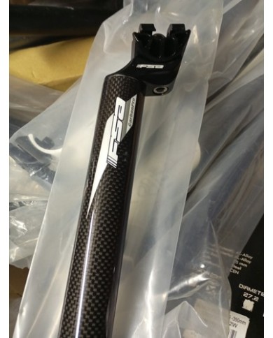 Reggisella 31.6mm Lungh 35cm Fsa In Alluminio Con Look Carbon Nuovo