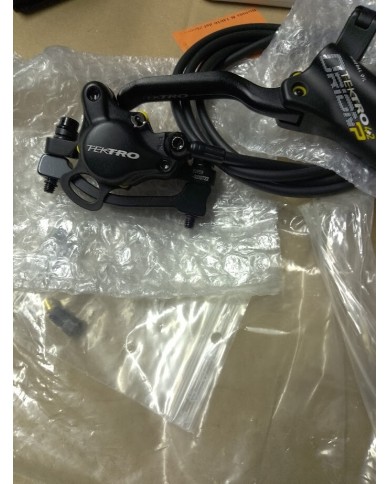 coppia freni mtb tektro orion a 4 pistoncini anter e 2 pistoncini posteriore