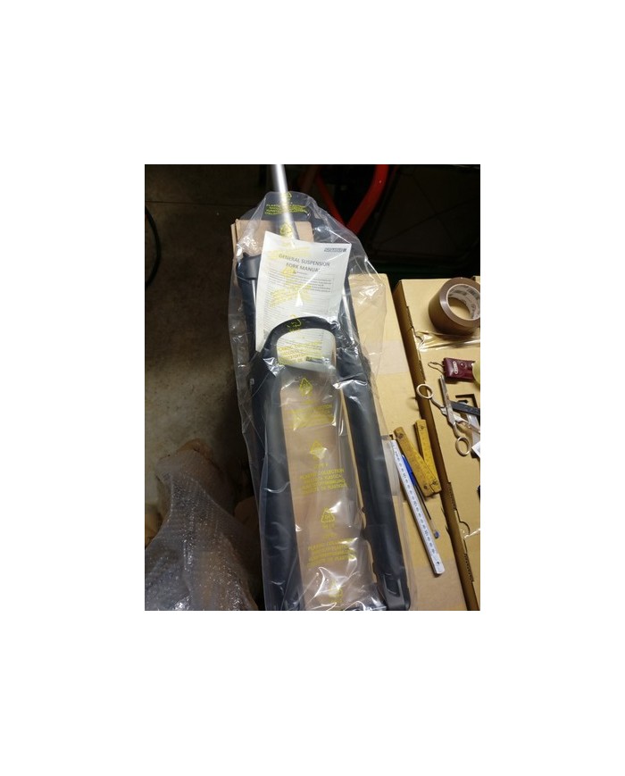 Forcella MTB Conica 29 Misura Particolare 1.8 Pollici Non Classico 1.5 , Suntour