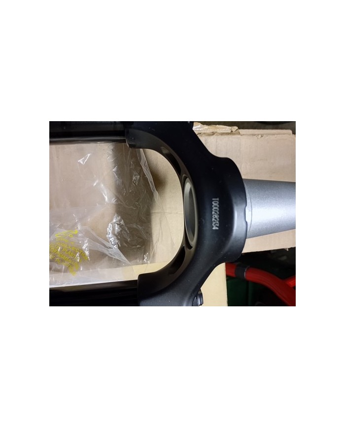 Forcella MTB Conica 29 Misura Particolare 1.8 Pollici Non Classico 1.5 , Suntour