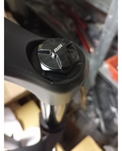 Forcella MTB Conica 29 Misura Particolare 1.8 Pollici Non Classico 1.5 , Suntour