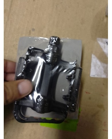 pedali in metallo robusti buona qualità per bicicletta