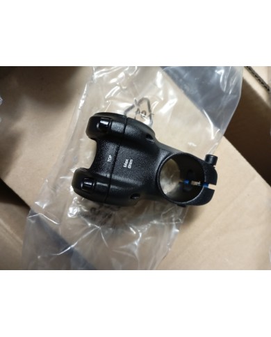 Stem attacco manubrio MTB diam 35mm lunghezza 40mm marca crankbrothers in...