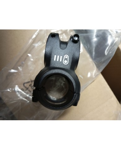 Stem attacco manubrio MTB diam 35mm lunghezza 40mm marca crankbrothers in...