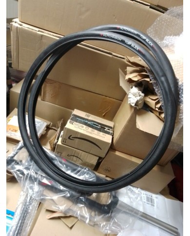 Coppia copertoncini 700x32 Hutchinson top slick 2 per camera d aria NO TUBELESS