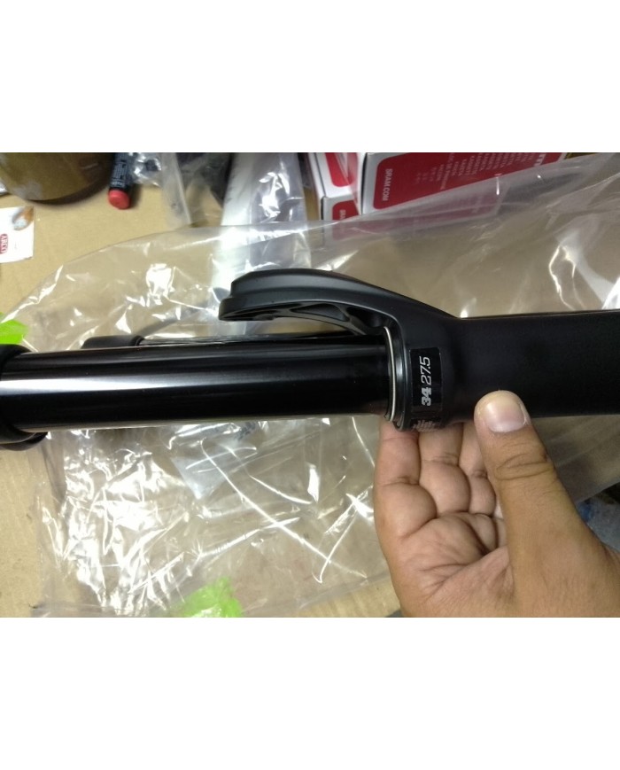 forcella mtb nuova fox 34 27,5 boost 15x110 escurs 140mm nuova opaca senza adesi