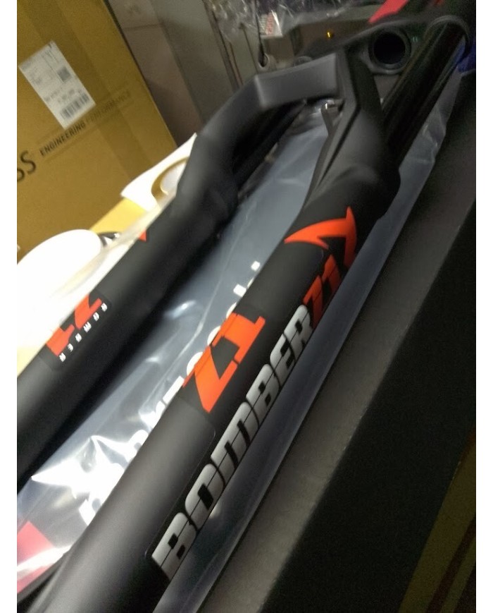 Forcella Marzocchi Bomber Z1 Grip 29 '' | Boost 15x110mm | offset 44 escurs 170m