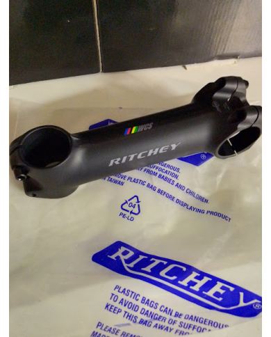 Stem Ritchey WCS C220 Ø31.8mm – Lunghezza 130mm – Alluminio – Inclinazione 6° – 150g – Nero Opaco