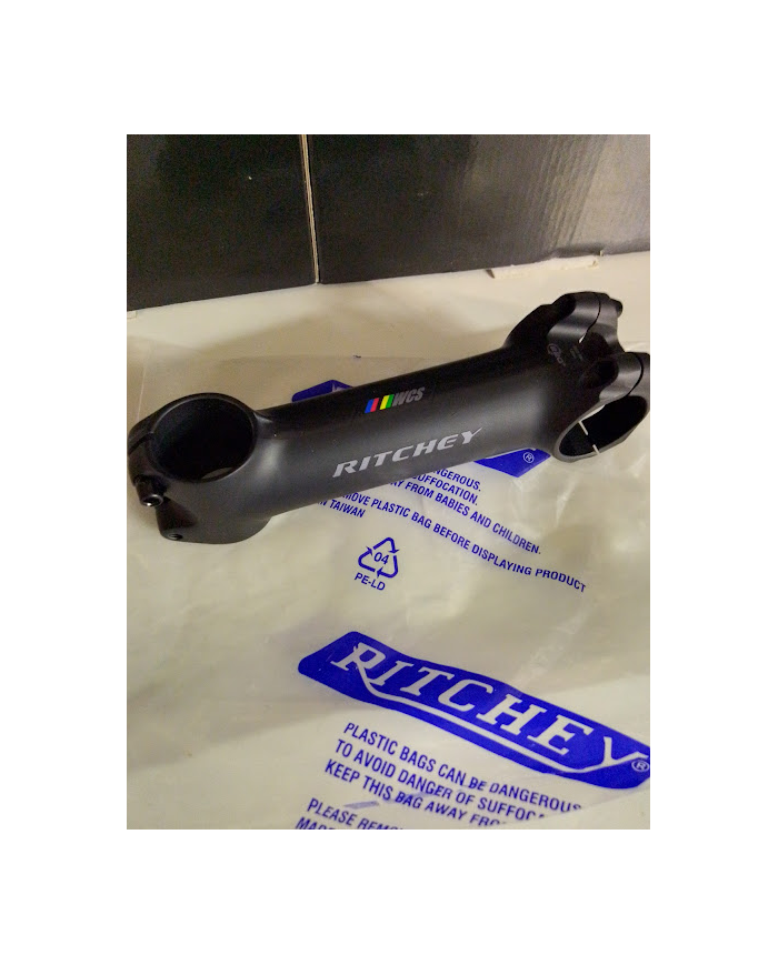 Stem Ritchey WCS C220 Ø31.8mm – Lunghezza 130mm – Alluminio – Inclinazione 6° – 150g – Nero Opaco